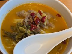 -三千粉牛肉米粉(来客茂店)