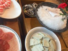 -小天鹅火锅·一线江景洪鼎旗舰店(洪崖洞店)