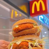 誰懂啊(大叫)巴适得板火鍋風味麥辣雞漢堡!又香又辣!