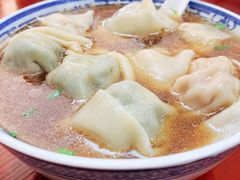 半菜半肉-古徽州馄饨店(宝安路店)