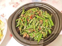 -堂瓦里·33年传统赣菜(第一街区店)