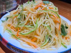 -一群羊手扒肉·火锅·早茶(远东公寓店)