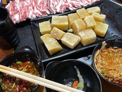 -果松木炭酸菜铜火锅·外婆参鸡汤