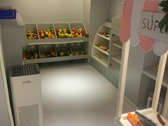 -KIDults童伴儿亲子餐厅(达美中心广场店)