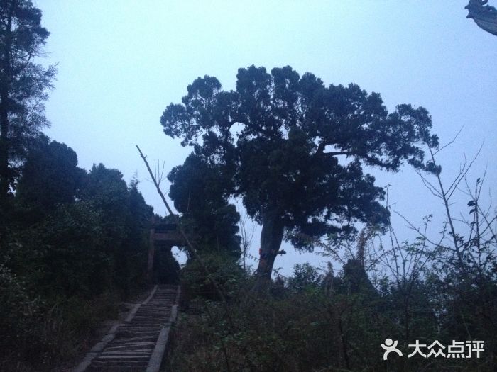 金堂县云顶石城风景区图片