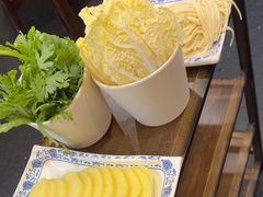 -老北京炸酱面大王.铜锅涮肉(朝阳门店)