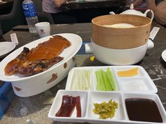 -瓦国小镇·果木烤鸭·融合菜(西口店)