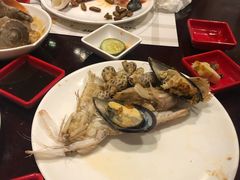 -荣誉国际酒店-云顶旋转餐厅