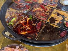 -正南齊北重庆老火锅(光华村直营店)