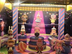 -泡泡玛特POPMART(国金街店)