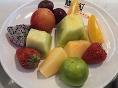 -腾阁自助餐厅(朝林广场店)