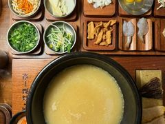 -银米·云南传统过桥米线(双廊黑金冠店)