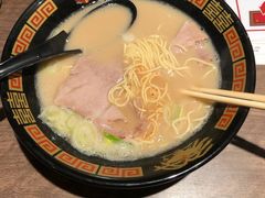 -一兰拉面(新宿中央东口店)