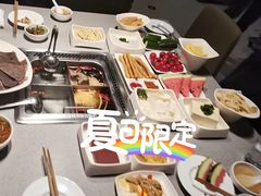 -海底捞火锅鲜切牛肉主题店(长寿路店)