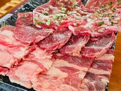 -拾勝牛·江景安格斯烧肉放题(江湾阳光天地店)