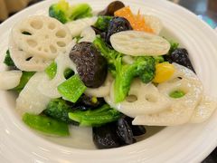 -鸿运楼烤鸭店(天桥店)