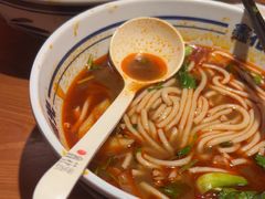 -鑫花溪牛肉米粉(广电传媒店)