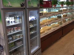 面包甜点陈列柜-心乐生活新鲜屋(星海广场店)