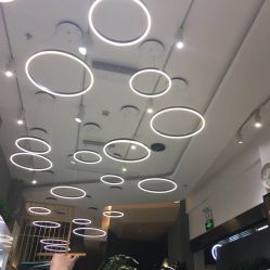点击看大图 -艾米莉 烫染沙龙