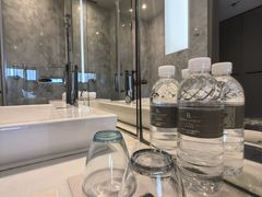 -上海漕河泾万丽酒店