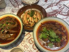 -耙吉吉川味小酒馆(本地人回头店)