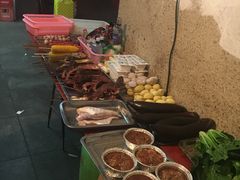 -巴五中胖娃烧烤