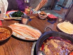 -萍姐火锅·公路夜市(武汉首店)