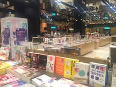 -诚品(信义店)