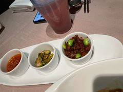 餐前小凉菜三样-荣轩(新荣记环球金融中心店)