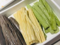 三色腐竹-海底捞火锅(武胜路凯德广场店)