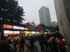 -八一好吃街·高品美食广场