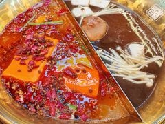 -永發發串串火锅馆·烧烤·大排档(传媒大学店)