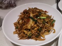 -泉上·发现DISCOVERY ·黔菜餐厅(银海元隆广场店)