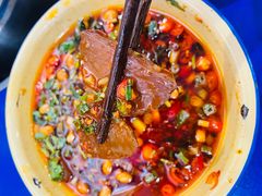 -马路边边串串香形象店(磐石路店)