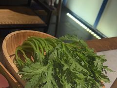 -尚尚仙·酸汤猪手·猪肚鸡火锅(华联万柳购物中心店)