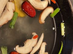 -呷哺呷哺(融创茂店)