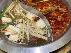 -沸炉重庆老火锅(军事博物馆店)