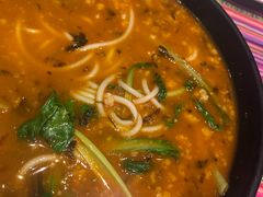 -香巴拉云南餐厅(华莱坞店)