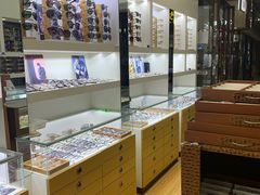 -广州宝岛眼镜武汉和光眼镜市场西区店