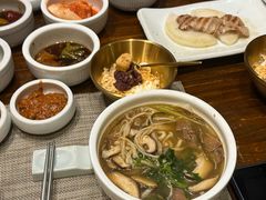 -萨拉伯尔(燕莎友谊商城店)