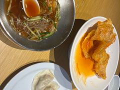-关东小磨东北菜(上海长风大悦城店)