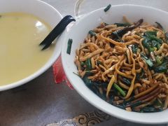 -三百碗宝应长鱼面(板仓街店)