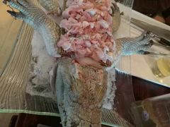 -荣誉国际酒店-云顶旋转餐厅