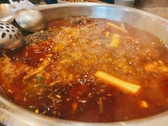 -肖肖酸萝卜鱼火锅(总店)