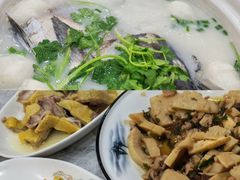 -紫藤园·天目湖大鱼头(南山竹海店)