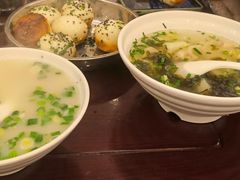 本帮肚肺汤-三两春(浦三路店)