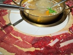 -牛人日志·鲜牛肉骨汤火锅(万科里瑧店)