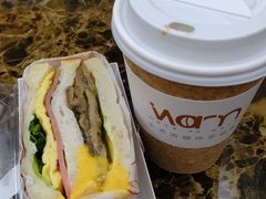 -Cafe on warm(丹霞店)
