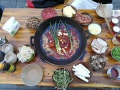 -周幺妹重庆老火锅(银泰城总店)