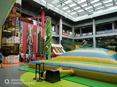 -蒙特利亲子乐园